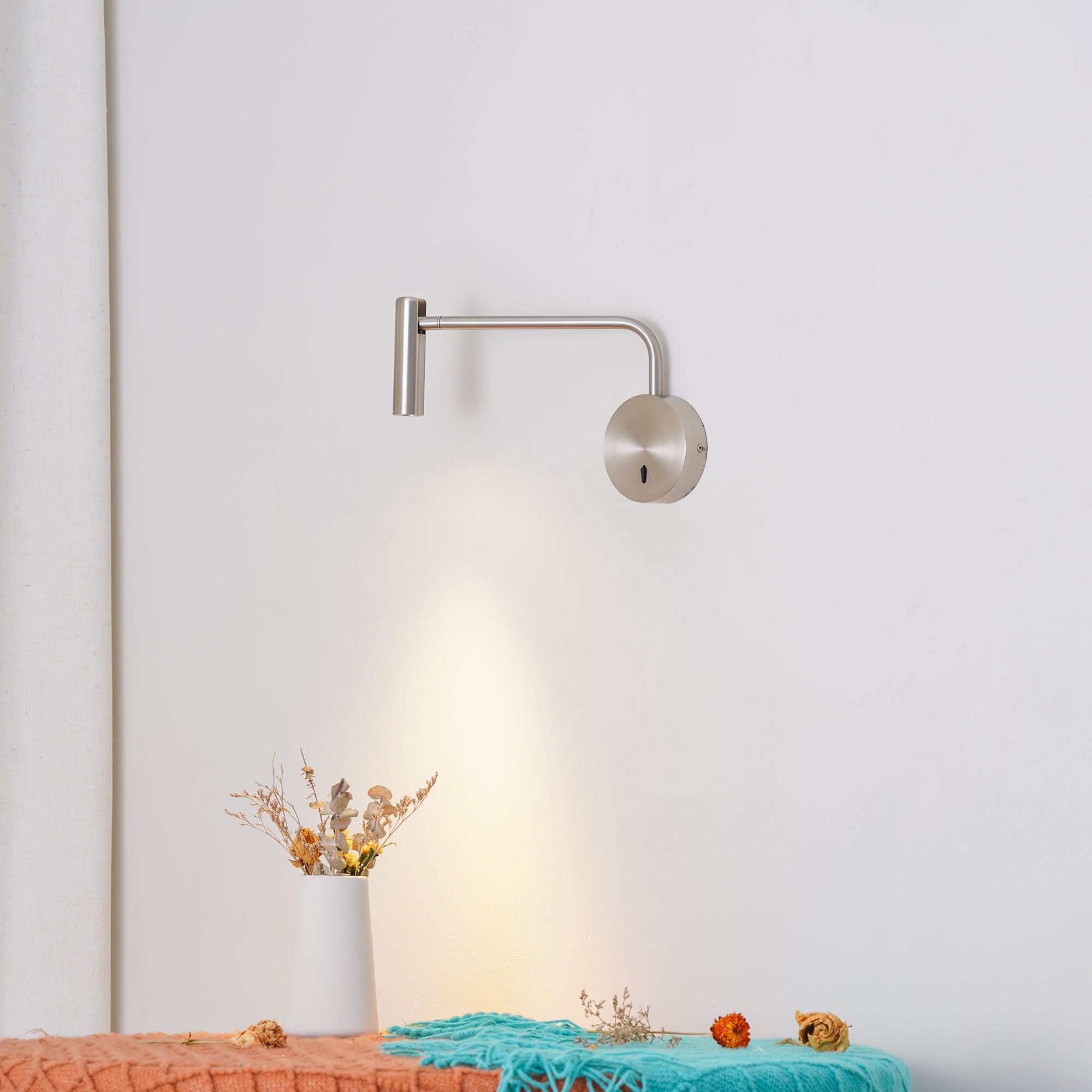 Lampada Da Parete Rizo Con LED Regolabile, Design Minimalista E Illuminazione Potente