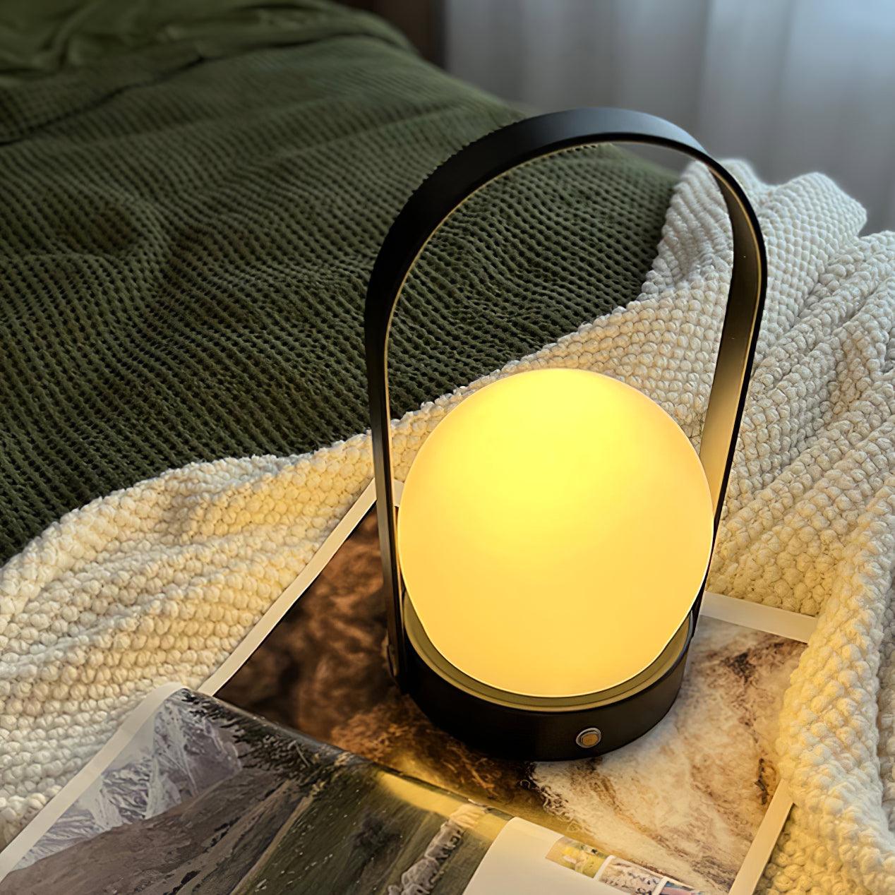 Lampada Da Tavolo Senza Fili Carrie Portatile Con Luce Calda E Manico Funzionale