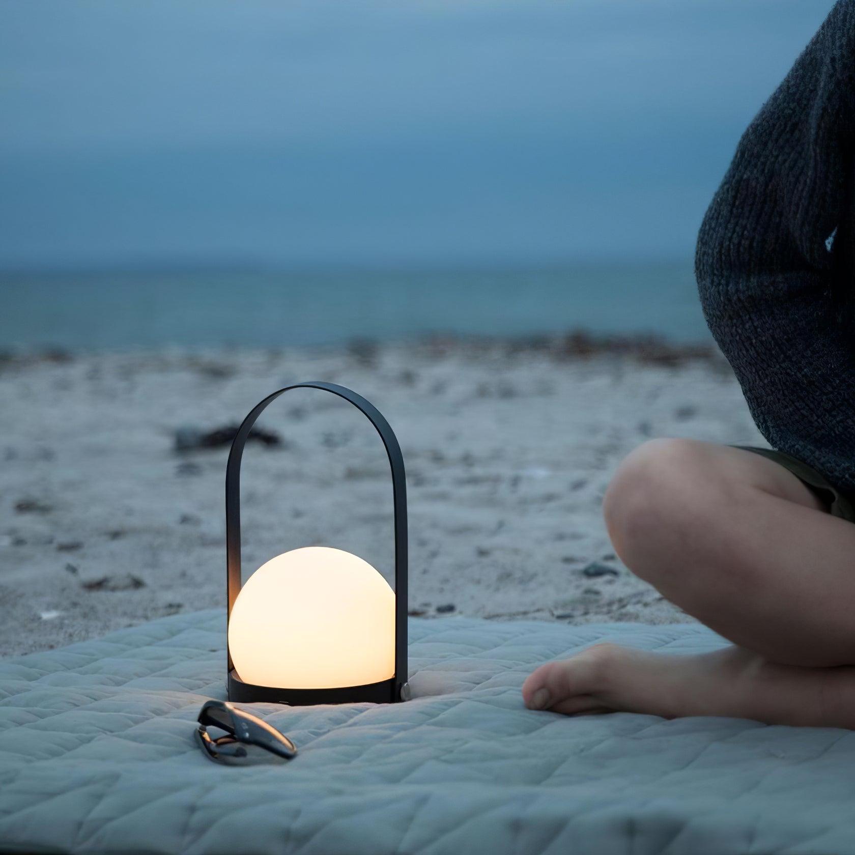 Lampada Da Tavolo Senza Fili Carrie Portatile Con Luce Calda E Manico Funzionale