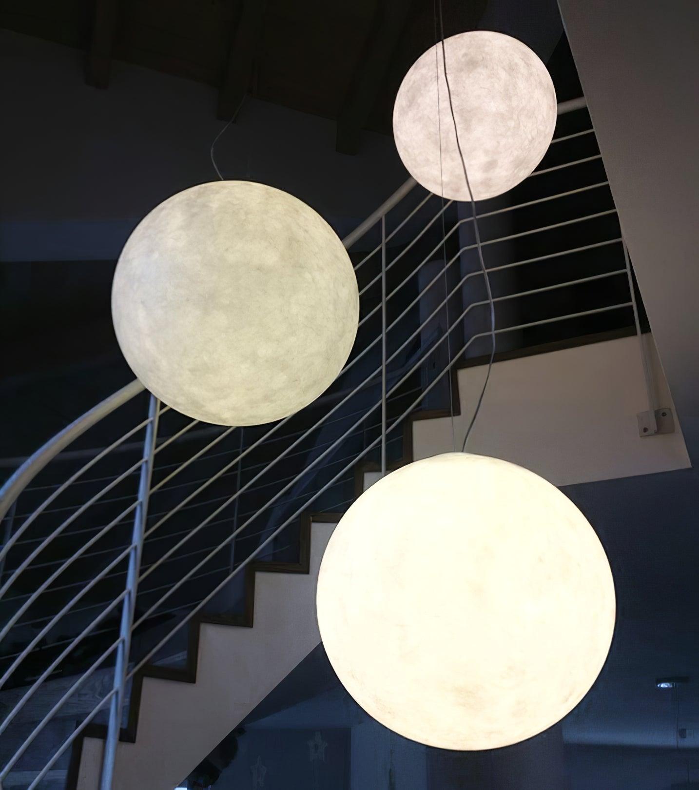 Lampada a Sospensione Luna - Lampadari Moderni con Design Realistico per Atmosfere Magiche