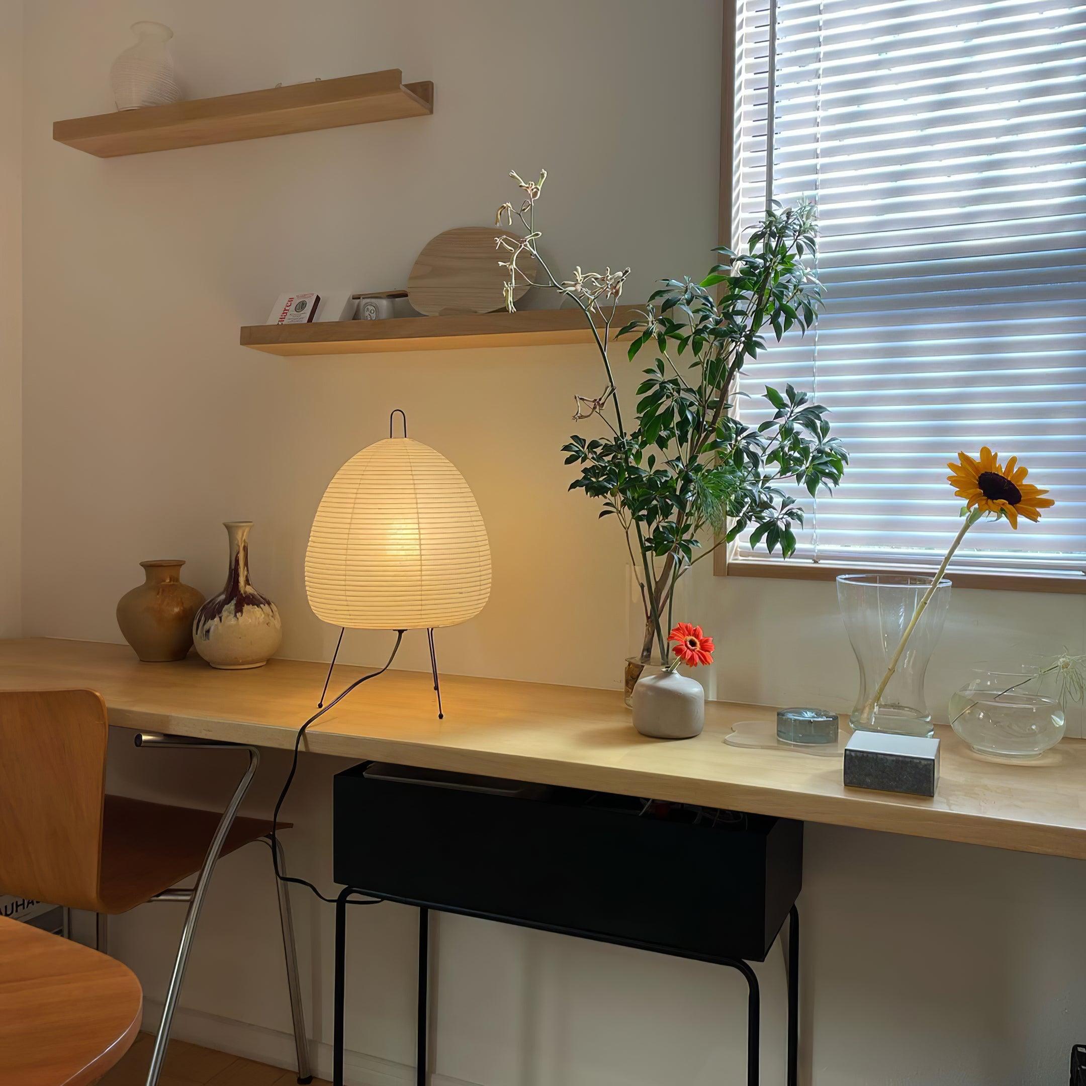 Lampada da Tavolo Elegante in Carta e Metallo, Luce Calda per Interni