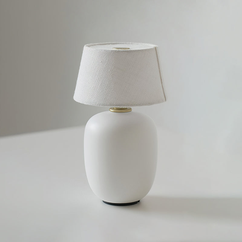 Lampada da Tavolo Senza Fili in Ceramica con Ricarica USB e Controllo Touch – Design Compatto e Moderno per Interni ed Esterni