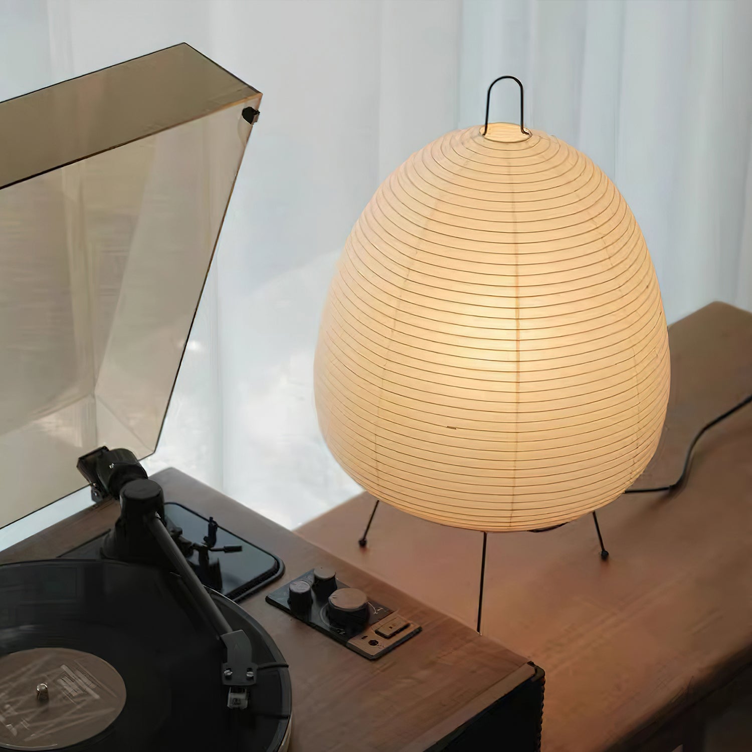 Lampada da Tavolo in Carta di Gelso – Design Giapponese Elegante, Luce Morbida, Dimensioni 26cm x 43cm e 40cm x 58cm