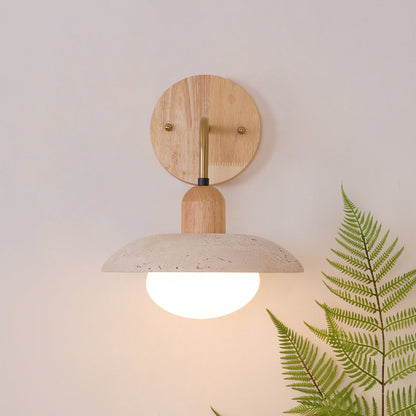 Lampada Da Parete Carolia in Travertino Giallo e Legno, Design Elegante e Moderno