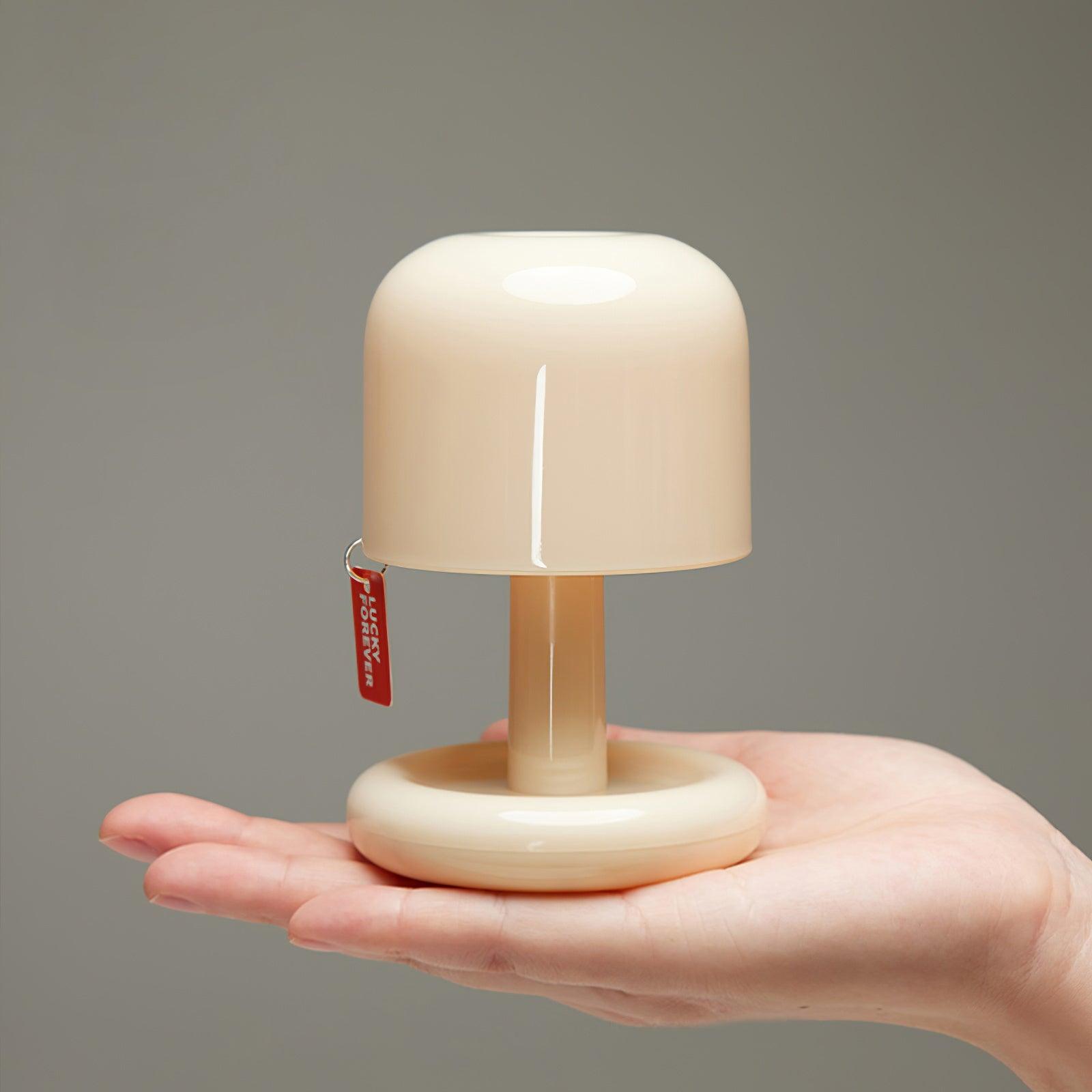 Lampada Da Tavolo Senza Fili Elegantemente Compatta Con Batteria Integrata