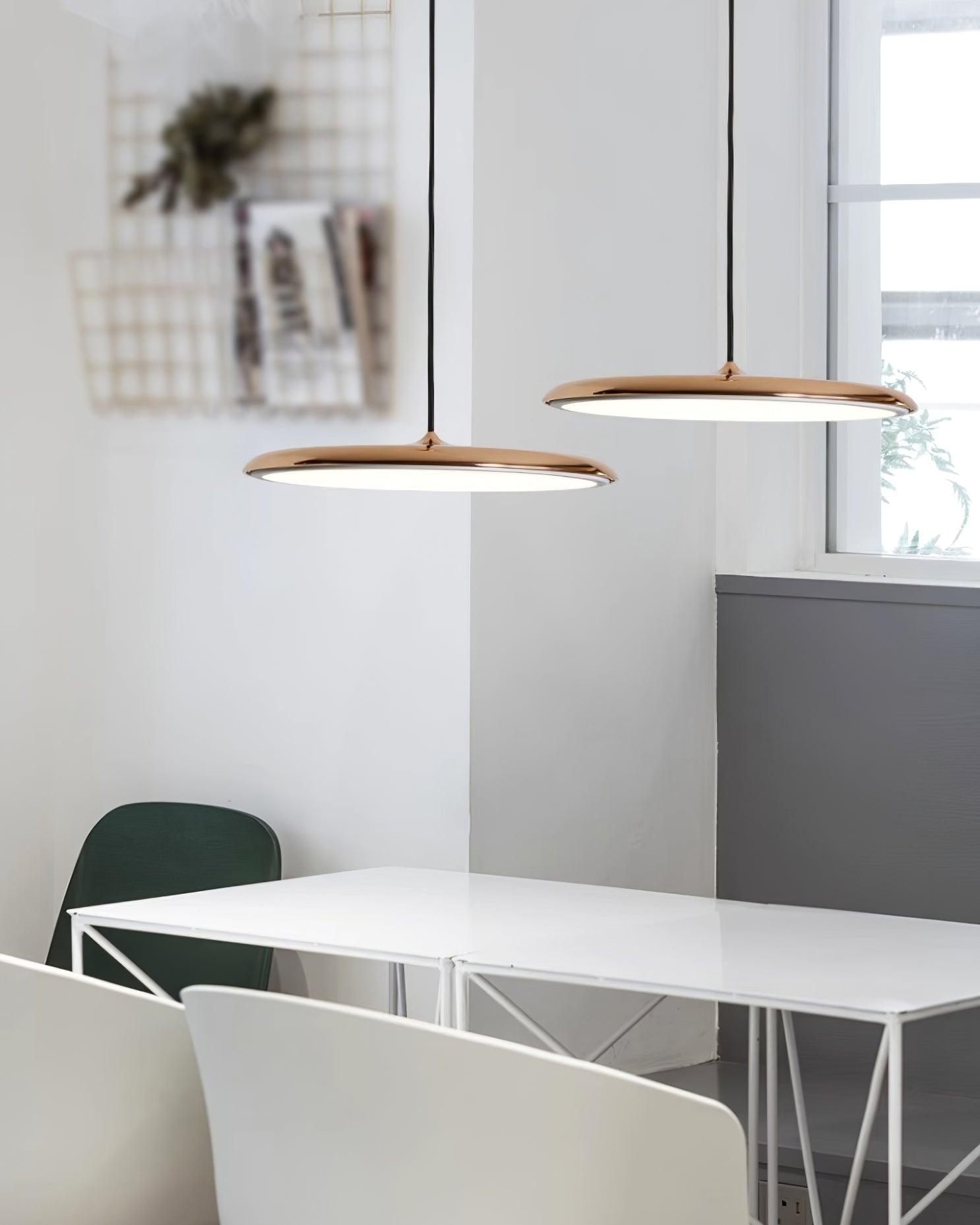 Lampada a Sospensione Macaron - Lampadari Moderni in Metallo e Acrilico, Design Elegante e Versatile