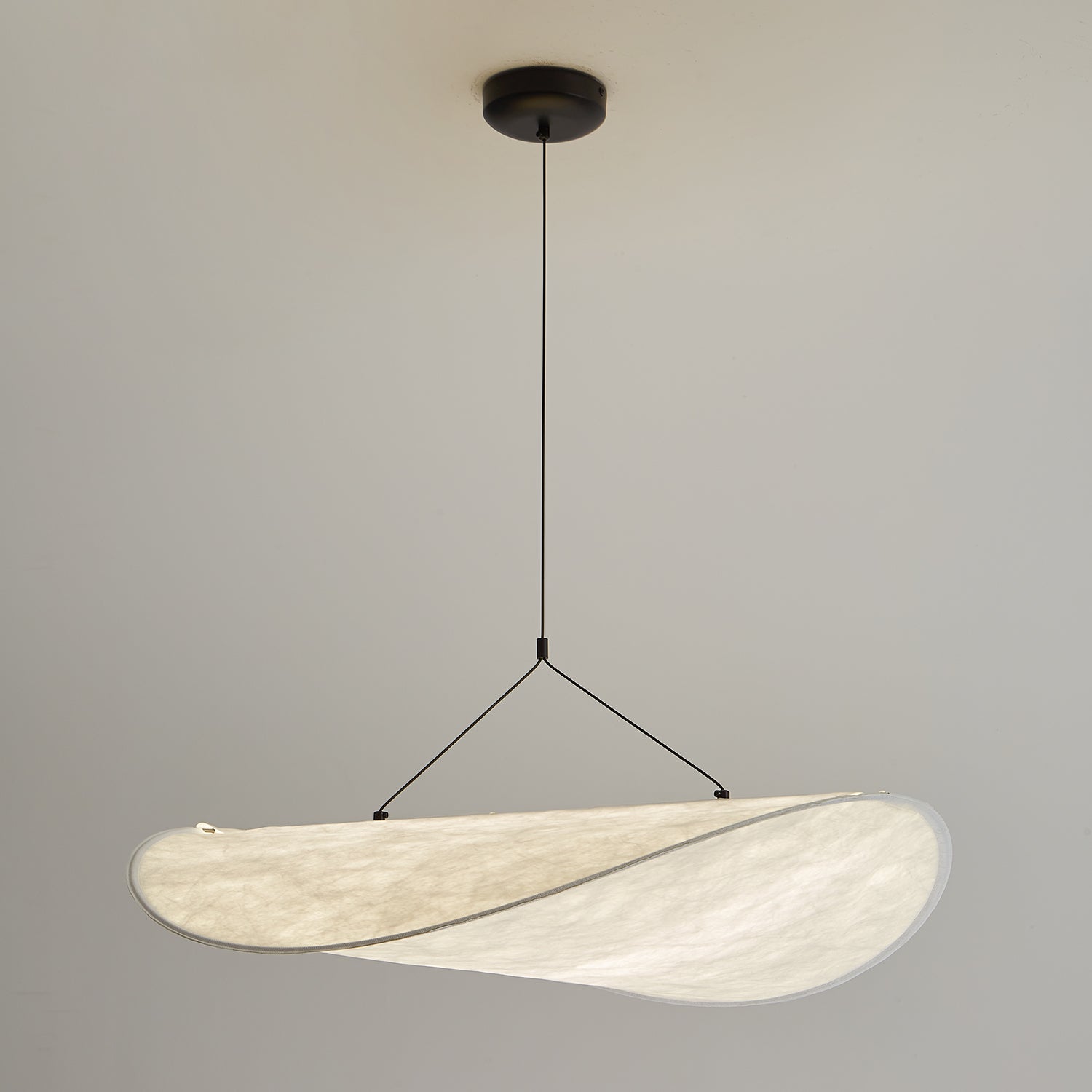 Lampada a Sospensione Tense Tyvek - Lampadari Moderni con LED Integrato e Design Leggero