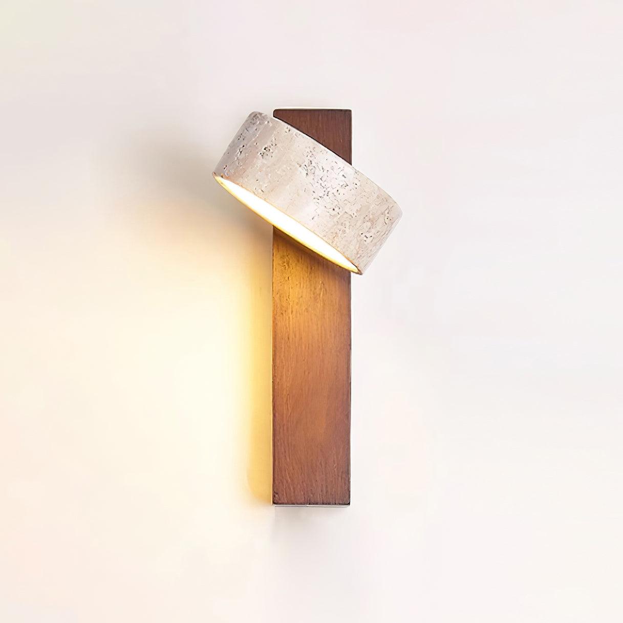 Lampada da Parete Tersus in Travertino Giallo e Legno Elegante per Ambienti Umidi