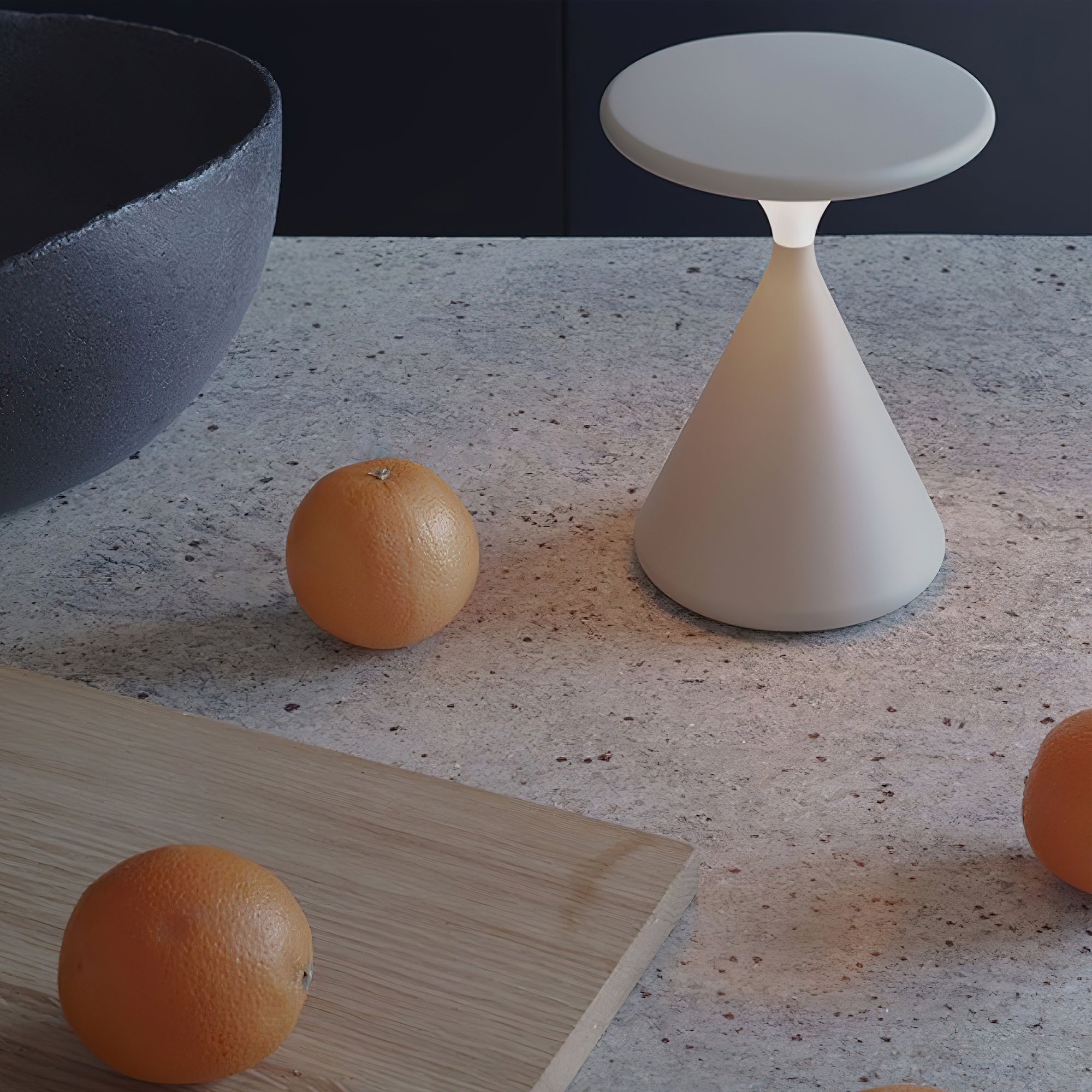 Lampada da Tavolo Senza Fili Atmosfera con Batteria Integrata – Design Moderno e Illuminazione Regolabile per Interni ed Esterni