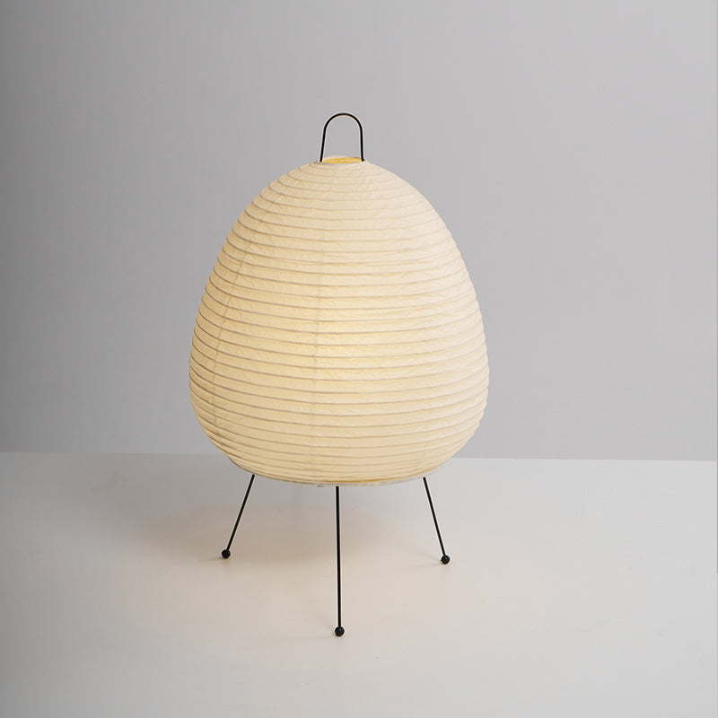 Lampada da Tavolo in Carta di Gelso – Design Giapponese Elegante, Luce Morbida, Dimensioni 26cm x 43cm e 40cm x 58cm